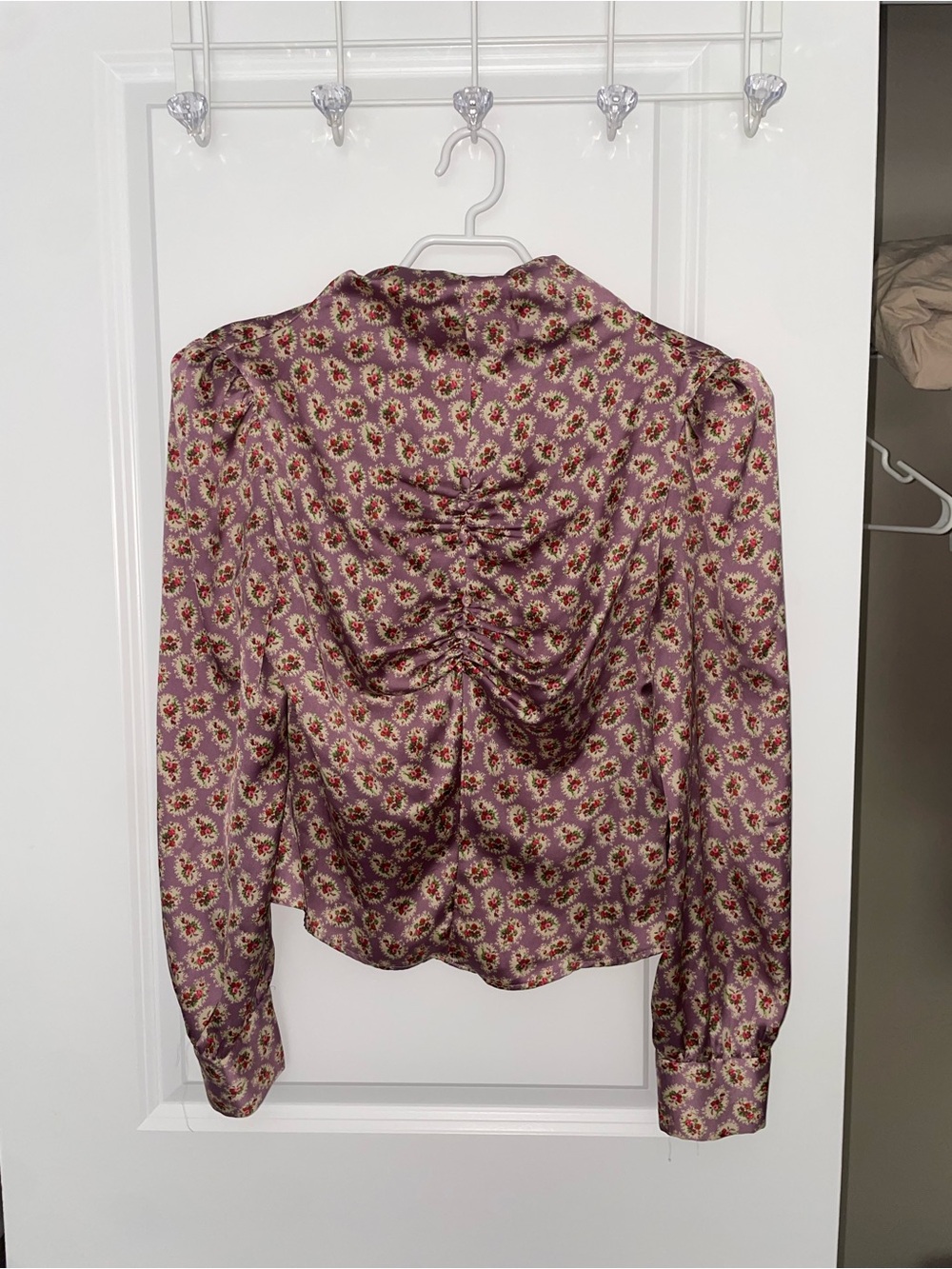 Zara Lavender Floral Satin Ruched-Back Blouse